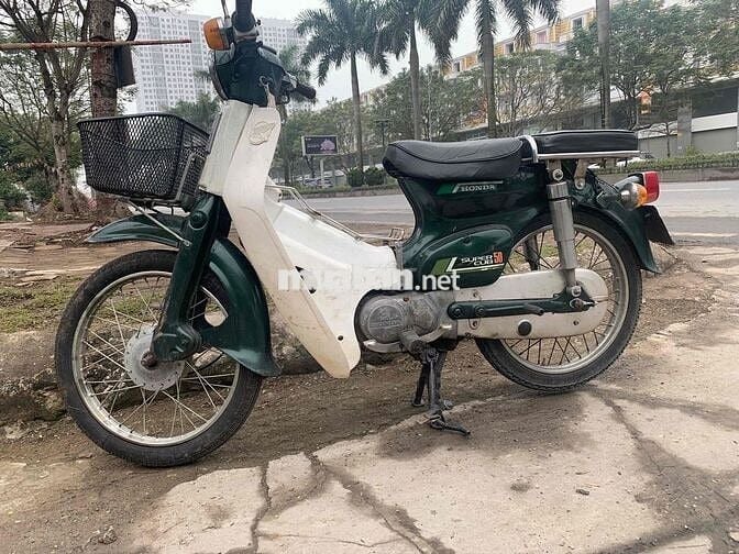 Nhà chật bán cho bác nào chơi xe hoặc đi công trìn