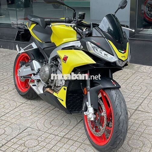 Aprilia Tuono 660 - 5200km - Xe cực mới!