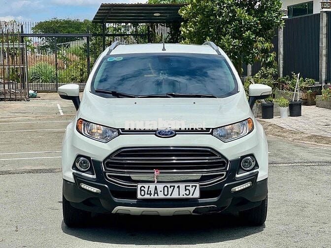 Ford EcoSport 2016 Titanium màu trắng 20.000km 99%