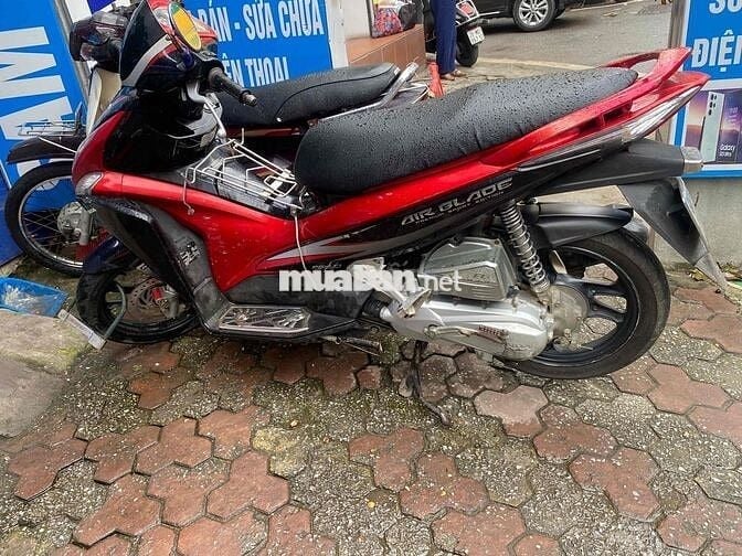 Airblade 2012 sport