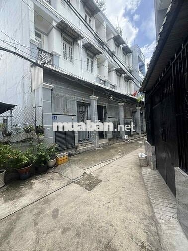 GẦN CẦU LÒ GỐM - VÀI BƯỚC RA MẶT TIỀN PHÚ ĐỊNH - 51,2M2 - 2 TẦNG