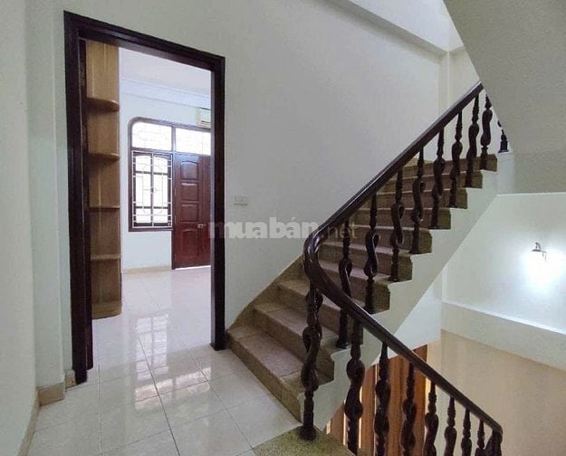 Nhà Khu Nguyễn Chính 41m 3 tầng 7.6 tỷ