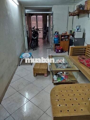 Cho thuê nhà 178 Giải Phóng 2 tầng, 3 ngủ, đầy đủ tiện nghi