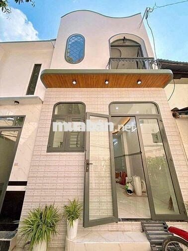 Nhà trệt lầu mới 3pn 3máy lạnh 3wc Mới 100%