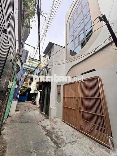 Bán gấp nhà Q10 shr 3 tầng 2pn ko lộ giới quy hoạch bank cho vay 500tr