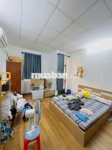 Nhà mới đẹp hẻm 1/ nguyễn văn công p3 gò vấp đt 4 x 15 đúc lầu giá 11t