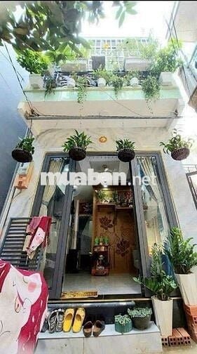 CHỈ 2.95 TỶ NHÀ 2 TẦNG TÔN THẤT THUYẾT, CÁCH HXH 20M, (3.1 x 9)