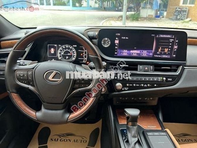 Lexus ES 250 2022