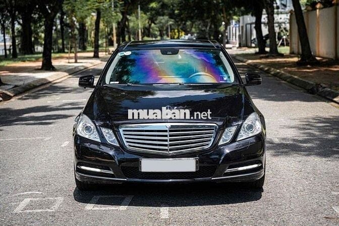 Mercedes Benz E Class 2010 E300