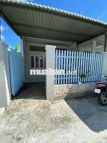 GẤP ! Nợ tiền nên cần bán căn nhà 102m2 ở Tân Thông Hội Củ Chi 695tr