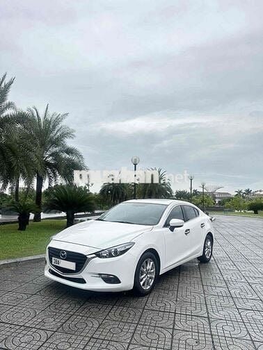 Mazda 3 2017 1.5 AT Sedan - 85000 km