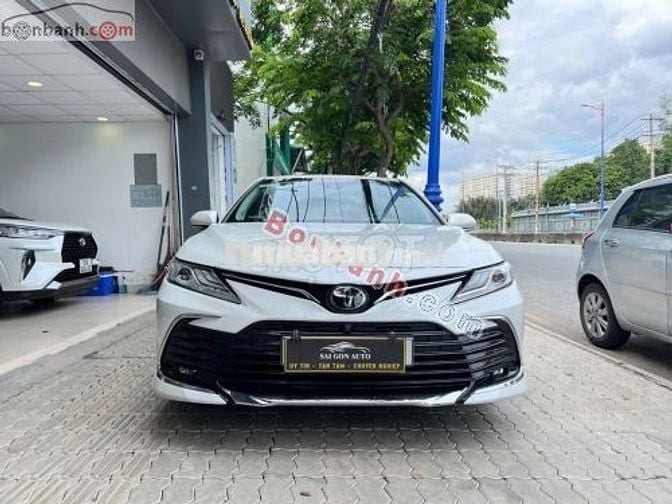 Toyota Camry 2.0Q 2022