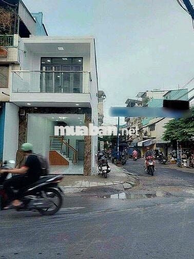 Bán gấp căn nhà Mặt Tiền chợ Đệm Bình Chánh