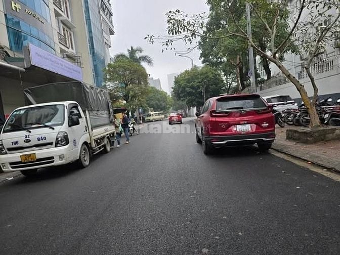 Cần bán 120m2 mt 5m khu Tái Định Cư phố Trạm Long Biên
