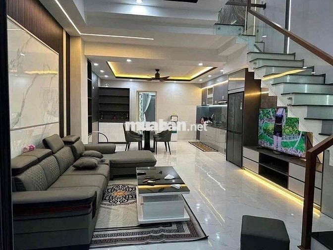 nhà nguyên căn gần Nguyễn Sinh Sắc - ngã ba Huế - gần Biển
