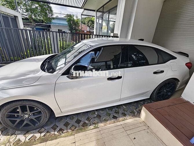 2023 RS 1.5 AT - 27000 km