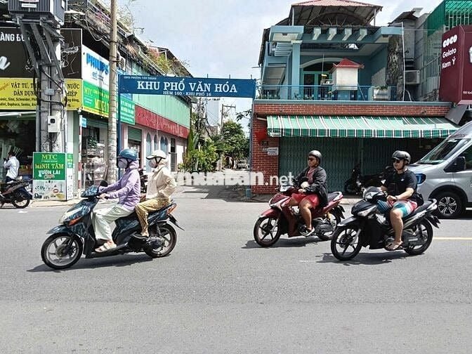 MÌNH CHO THUÊ NHÀ KD, LÔ GÓC, GIÁ RẺ, VƯỜN LÀI Q.TÂN PHÚ, CHỈ 6 TRIỆU