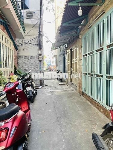SÁT MẶT TIỀN TRƯỜNG SA - NHÀ 4 TẦNG - 32m2 ĐẤT - CHỈ 5.7 TỶ
