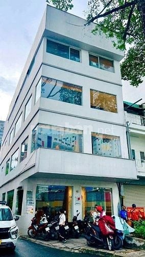 Cho thuê góc 2 Mặt tiền đường Sư Vạn Hạnh, Phường 12, Quận 10.