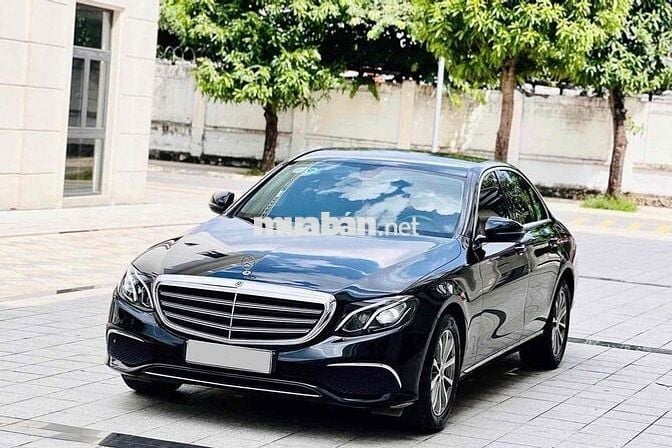 Mercedes Benz E Class 2019 E200 - 50000 km