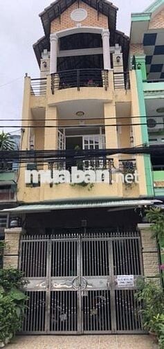 Gia đình cần bán nhà phố khu dân cư phường Bửu Long