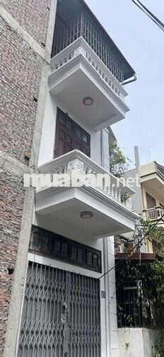 SIÊU RẺ NHÀ 3 TẦNG TRUNG TÂM PHÚ LƯƠNG DÂN XÂY CHẮC CHẮN Ô TÔ SÁT NHÀ