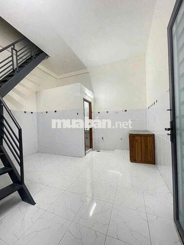 Cho thuê nhà trệt lầu mini 32m2 1máy lạnh hẻm Lê Văn Sô, Bình Thuỷ