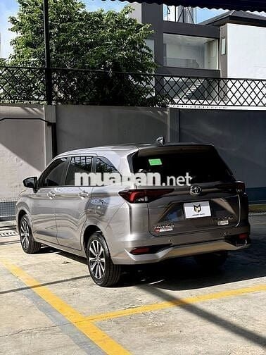 Toyota Avanza Premio 2022 CVT - 54992 km