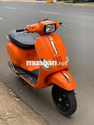 BÁN VESPA ĐÈN VUÔNG 150cc MÁY MẠNH CÓ TRẢ GÓP