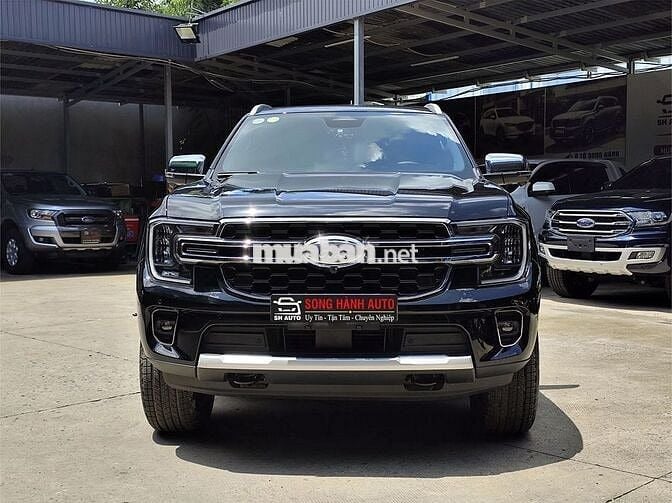 Ford Everest 2025 Titanium 2.0L 4x2 AT - 980 km