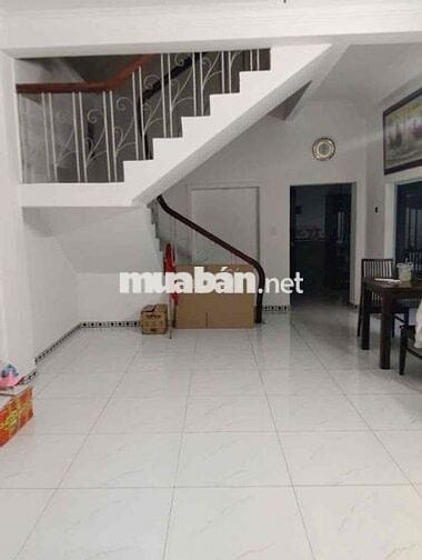 nhà đẹp 1 lầu 2pn 2wc gần ngã tư bình triệu