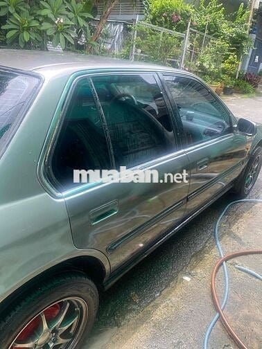 Honda Accord 1993 2.0 MT - 112445 km