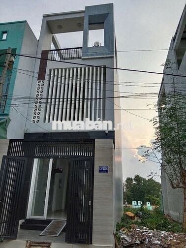 Nhà hẻm ở Tân Kiên, Bình Chánh, gần Bx miền Tây, Aeonmall, 3 phòng ngủ