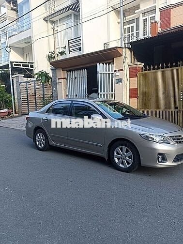 Toyota Corolla Altis 2013 1.8G AT - 60276 km