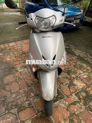 Honda Lead kim phun điện tử
