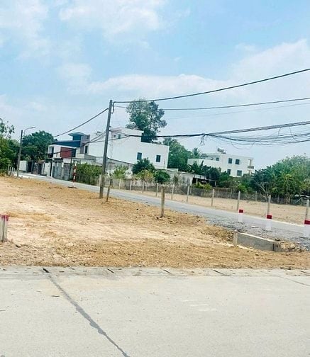 GẤP - em cần bán 190m2 đường Giáp Hải giá ngộp 565Tr gần KCN Tây Bắc
