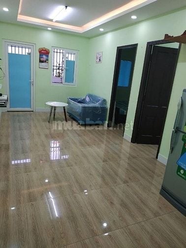 Chính chủ bán căn hộ Bàu Cát - 2PN, 2WC, 50m2, giá 2.3 tỷ.