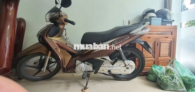 Xe Future 125Fi đk 7-2012 màu đồng, ko một lỗi nhỏ
