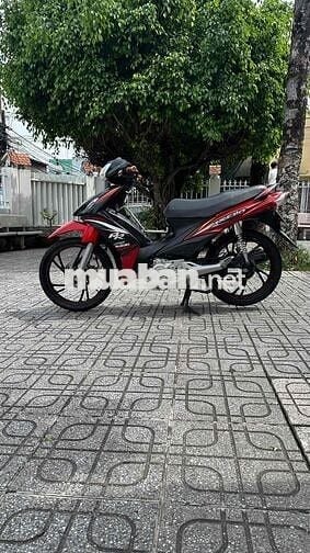 xe còn khá mới