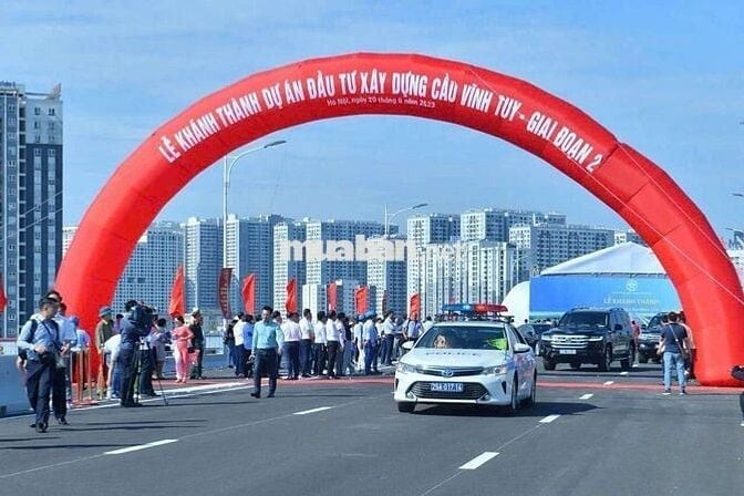 🚘🚘Ô tô vào nhà - Kinh doanh đỉnh - Khu vực VIP gần cầu Vĩnh Tuy