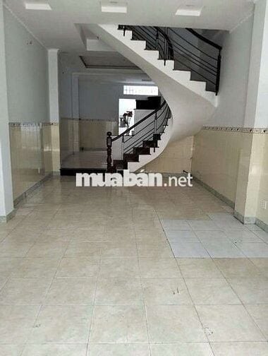 Cho thuê nhà hxh Nhất chi mai, p13. Dt. 4x16m 1 t 1 lầu. 2pn. 15tr