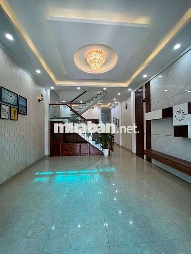 368/2 cách mạng tháng 8 .dt.4x20m 2 lầu 3 phòng