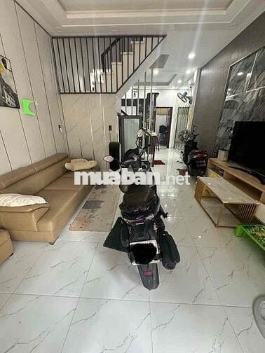 5,39tỷ- dt 48m2, bán nhà Quận 6, Tân Hoà Đông, 2 tầng, 2 Pn, sổ riêng
