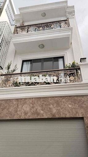 Nhà Phố Tân Cổ Điển Mới Xây Phú Thuận Quận 7