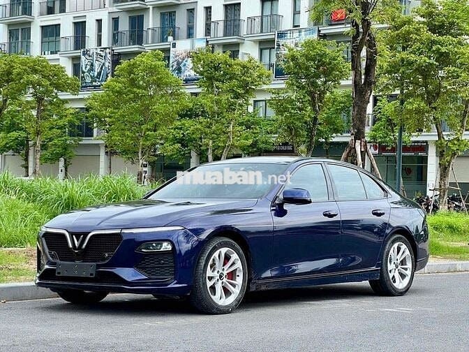 VinFast Lux A2.0 2022 A2.0 Tiêu chuẩn - 29000 km