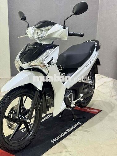 future 2025 - lướt 450km