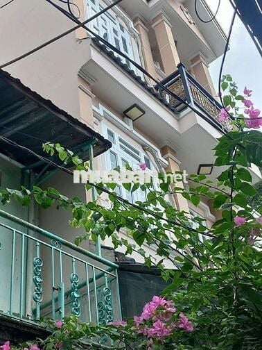 NHÀ ĐẸP, 3 TẦNG, 4 PHÒNG 50M, TRẦN XUÂN SOẠN Q7