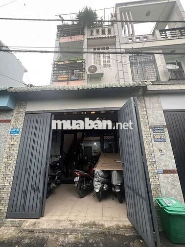 Nhà 3 lầu hẻm xe hơi gần chợ hạt điều ,P.Trung Mỹ Tây