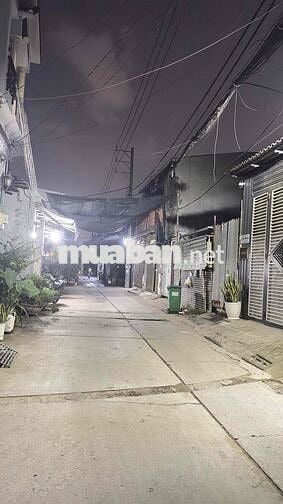 nhà 30 m2 - 1 lầu - shr - hẻm ôtô thông - giá  2.750 tl