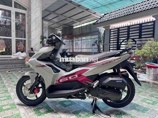 AB 160 ABS 2024 Xám Xi Măng Thể Thao
